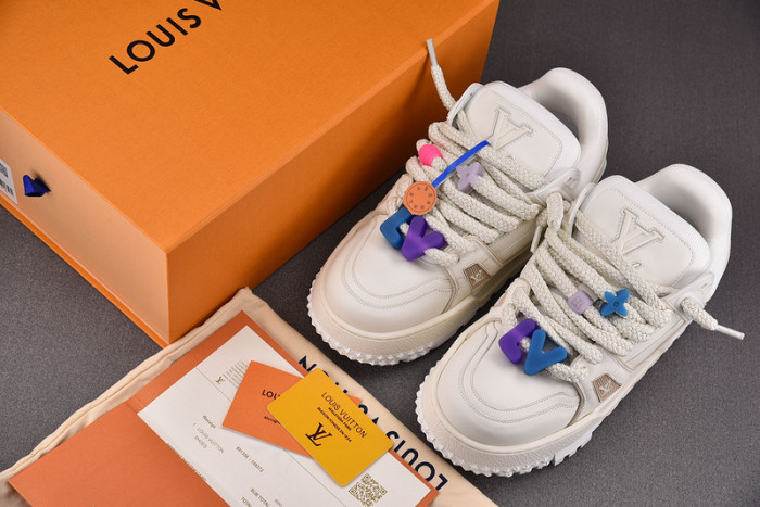 L1VV TRAINER