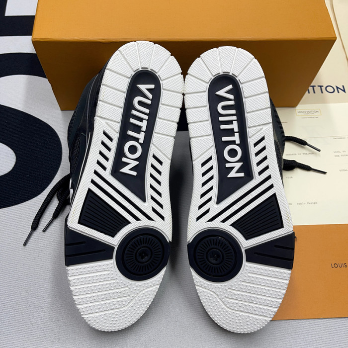 L1VV TRAINER