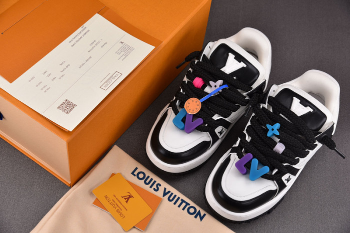 L1VV TRAINER
