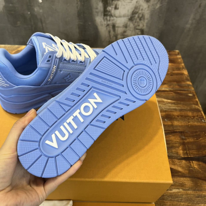 L1VV TRAINER