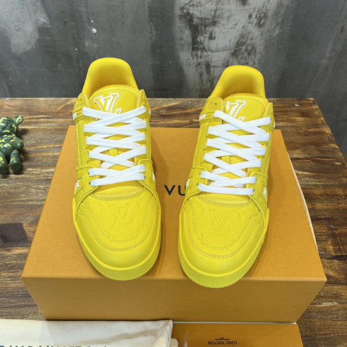 L1VV TRAINER