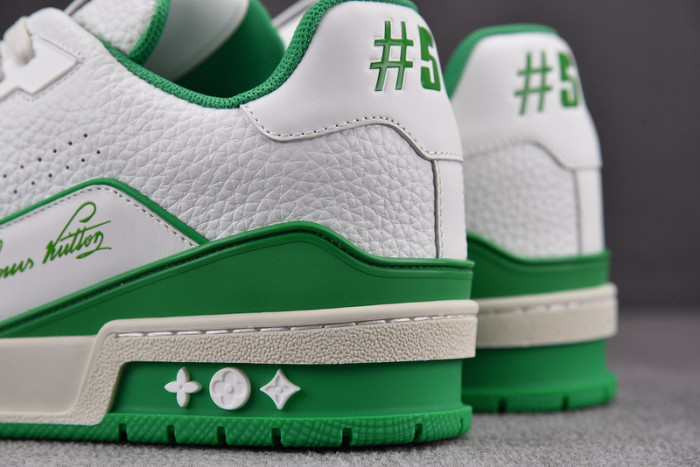 L1VV TRAINER