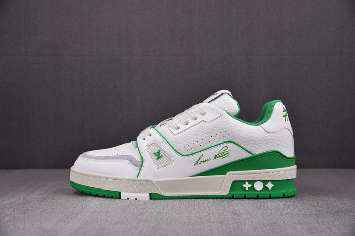 L1VV TRAINER