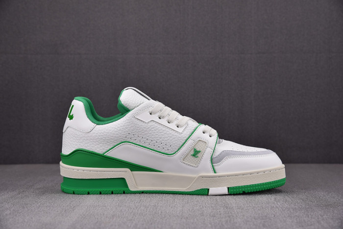 L1VV TRAINER