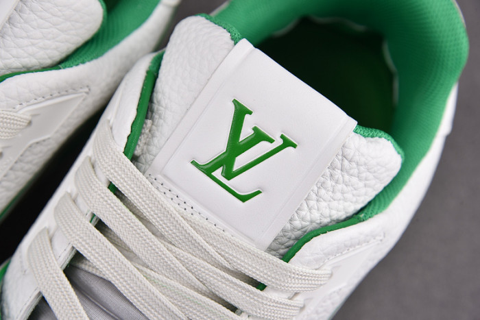 L1VV TRAINER