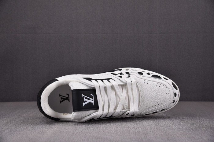 L1VV TRAINER