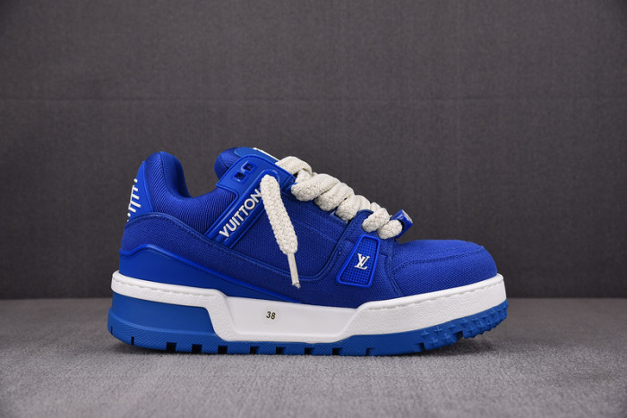 L1VV TRAINER