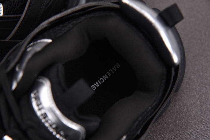 BALEN TRACK TRAINER Black Silver