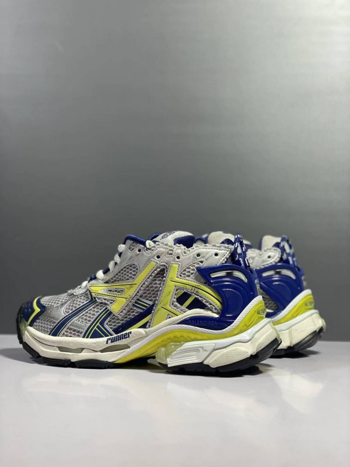 BALEN TRACK TRAINER