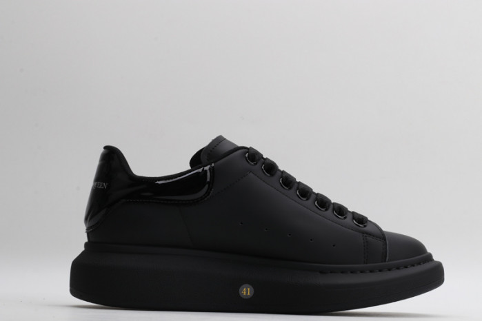 ALEXANDER MCQUEEN Sneaker