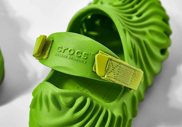 Cr*0*s pollex clog by salehe bembury crocodile 207393-30t