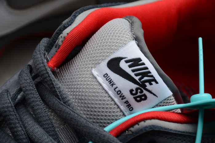 Nike SB Dunk Low Staple NYC Pigeon 304292-011