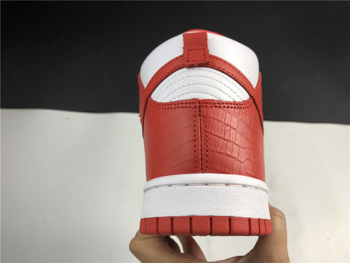 Nike Dunk High Pro SB Sup3eme Red Stars 307385-161