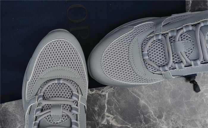 B22 TRAINER SNEAKER