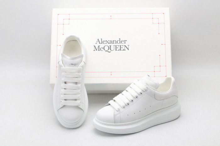 ALEXANDER MCQUEEN SNEAKERS