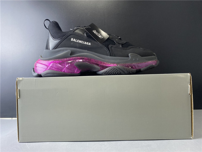 Balen Triple S Black Sneaker 541624 W09OA 0829