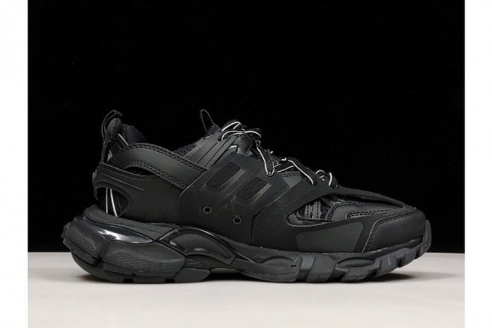 Balen Wmns Track Trainer 