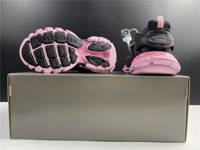Balen TRIPLE TRAINER LIGHTED BLACK AND PINK 542436 W3AC1 1051