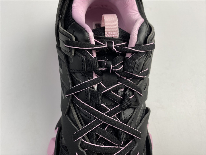 Balen TRIPLE TRAINER LIGHTED BLACK AND PINK 542436 W3AC1 1051