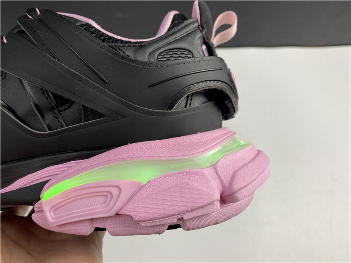 Balen TRIPLE TRAINER LIGHTED BLACK AND PINK 542436 W3AC1 1051