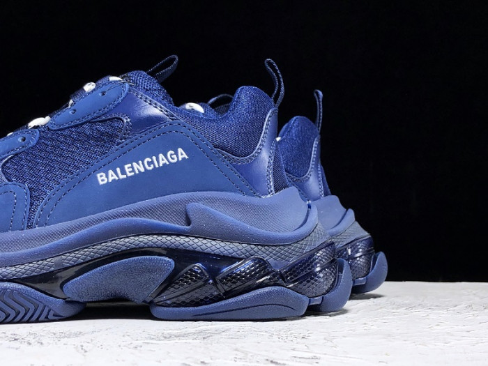 Balen TRIPLE TRAINER ‘RED -BLUE ‘544351 W09O1 4107