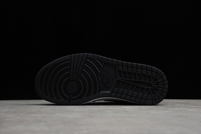 Air Jordan 1 Low Light Smoke Grey 553558-030