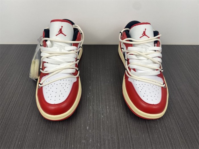 Air Jordan 1 Low Chicago 553558-118