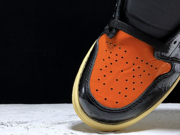 Air Jordan 1 Retro High Shattered Backboard 3.0 555088-028