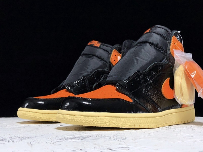 Air Jordan 1 Retro High Shattered Backboard 3.0 555088-028