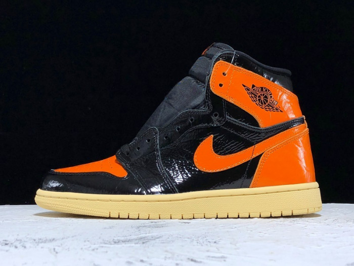 Air Jordan 1 Retro High Shattered Backboard 3.0 555088-028
