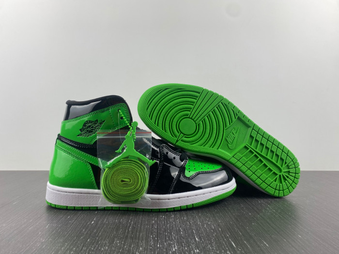 Air Jordan 1 Patent Green Black 555088-030