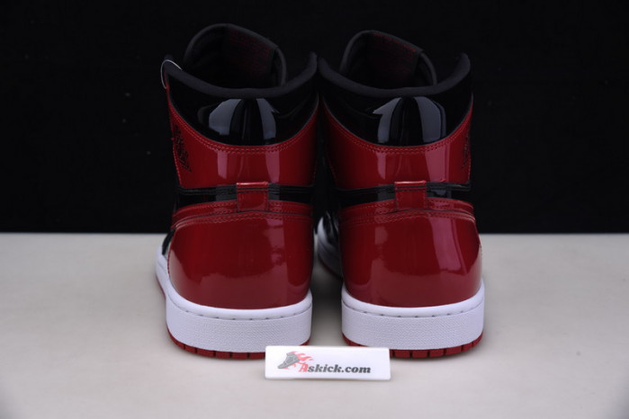 Air Jordan 1 High OG ‘Bred Patent’ 555088-063