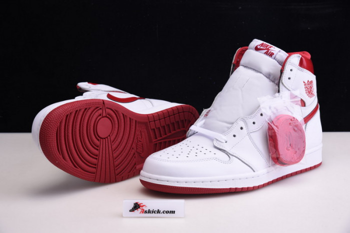 Air Jordan 1 Retro Metallic Red (2017) 555088-103