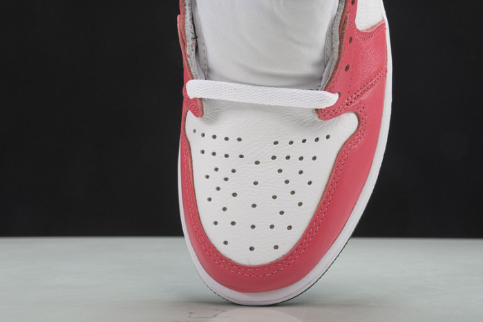 Air Jordan 1 Retro High OG Light Fusion Red 555088-603
