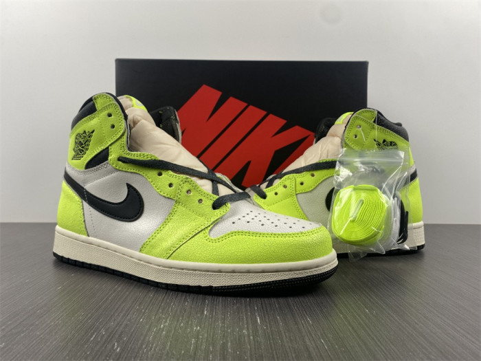 Air Jordan 1 High OG “Volt” 555088-702