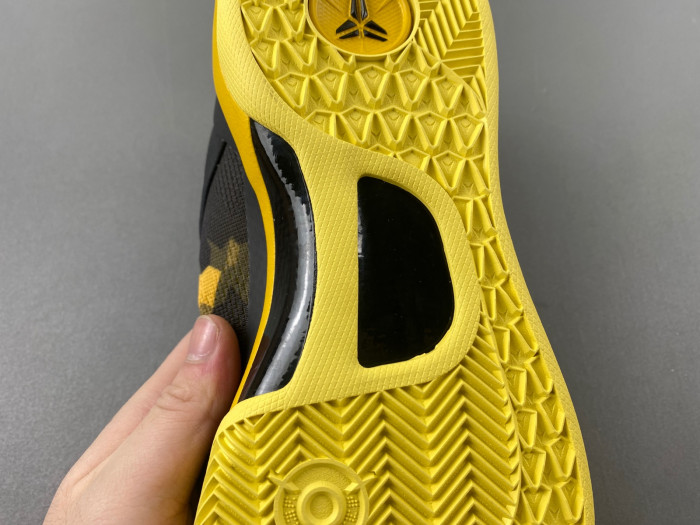 Nike KOBE 8 ZK8 555286-077