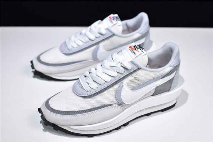 Nike LD Waffle sacai Summit White BV0073-100