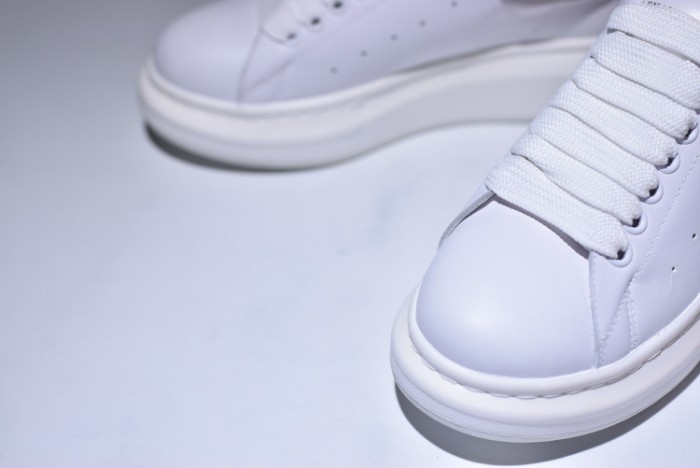 ALEXANDER MCQUEEN SNEAKERS