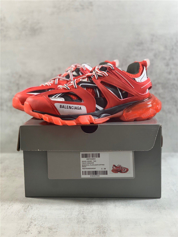 BALEN TRACK TRAINER RED 647742 W3BZ1 6591
