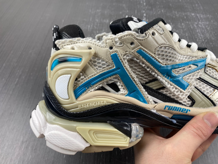 BALEN RUNNER 7.0 677403 W2RB6 2028
