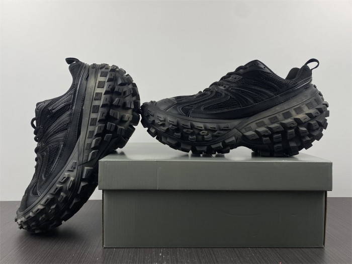 Balen Defender Black 685613 W2RA6 1000