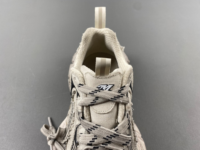 BALEN 3XL SNEAKER 734731 W3XDC 4001