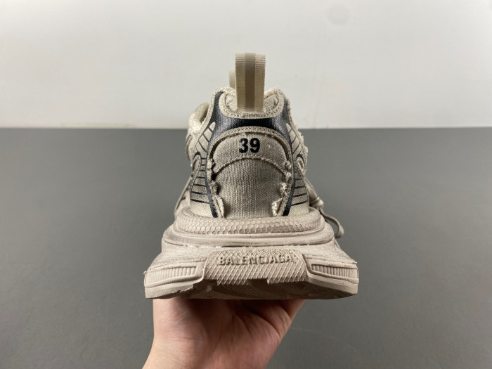BALEN 3XL SNEAKER 734731 W3XDC 4001