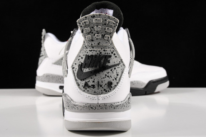 Air Jordan 4 OG “White Cement”  840606-192