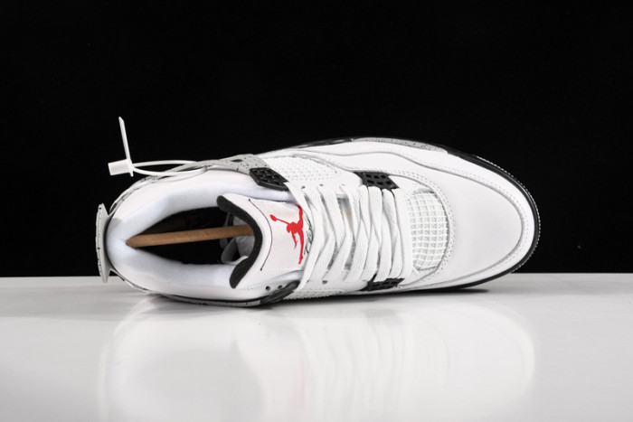 Air Jordan 4 OG “White Cement”  840606-192