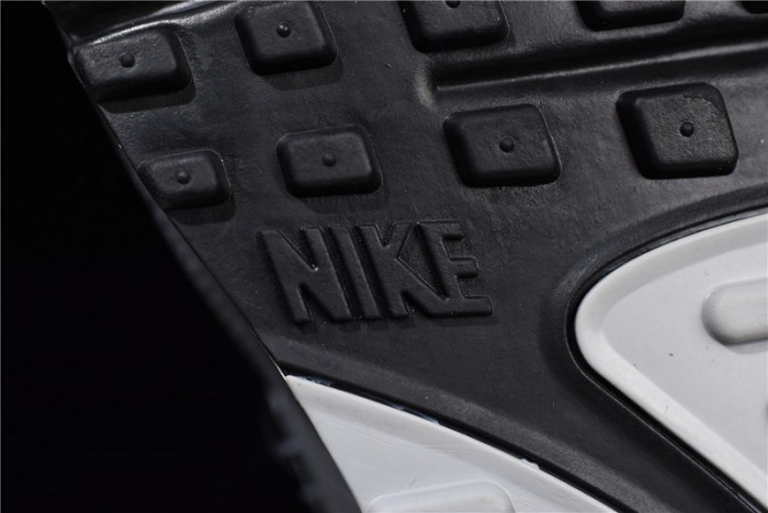 Nike Air Max 90 Essential 537384-032