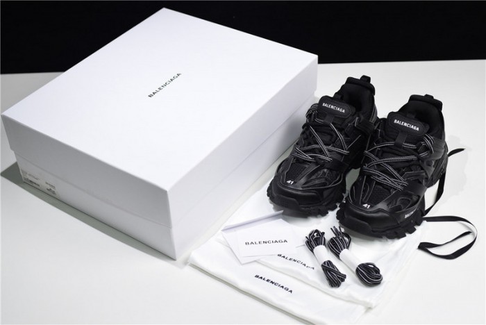 Balen Track Sneakers 656686 W06G0 2001 BLACK