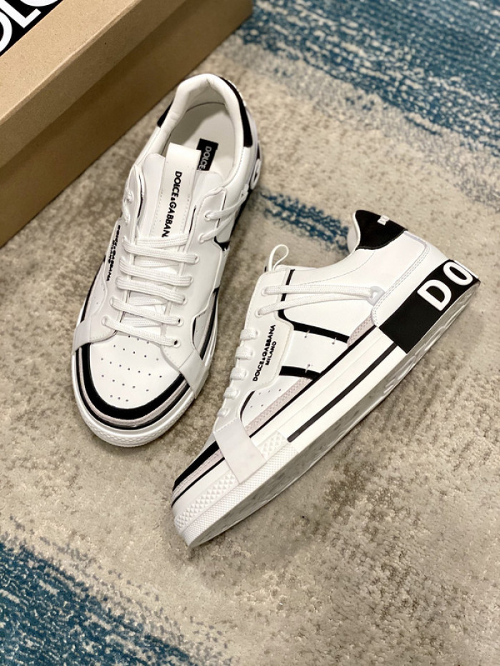 DG sneakers