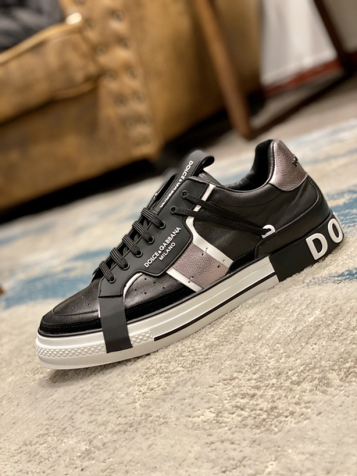 DG sneakers