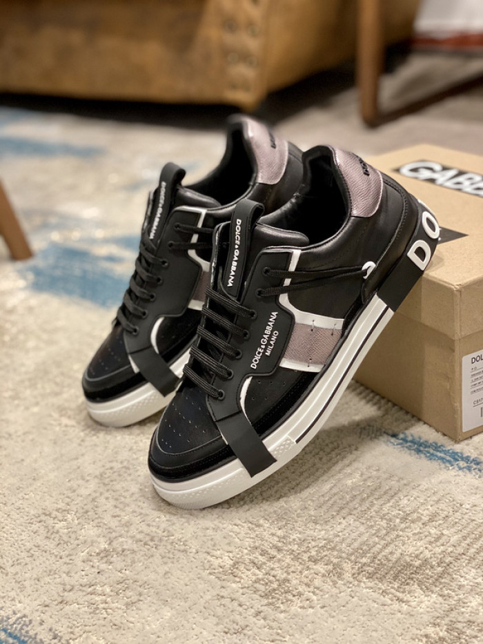 DG sneakers